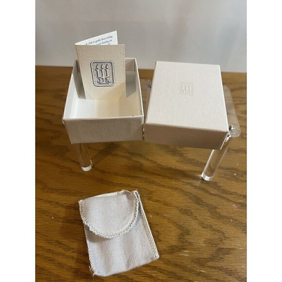 Vintage James Avery Box With Felt Pouch And Card Insert EMPTY BOX ONLY - Picture 2 of 4